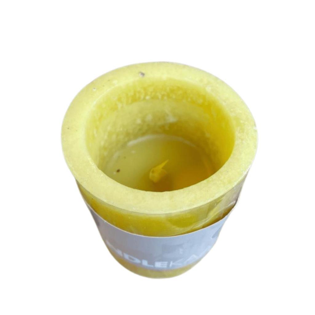 LED Kaars Geel – Open Bovenrand & Realistische Waslook (10×7 cm) - Afbeelding 3