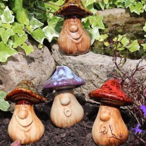 Paddenstoel Keramiek Met Gezicht Rood