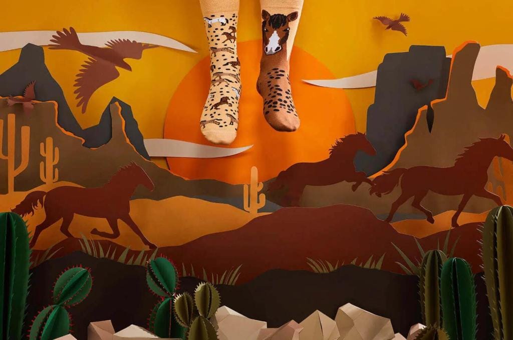 Many Mornings Mismatch Sokken – Wild Horse – Paarden sokken – Maat 35-38 – Beige & bruin – Voor paardenliefhebbers - Afbeelding 4