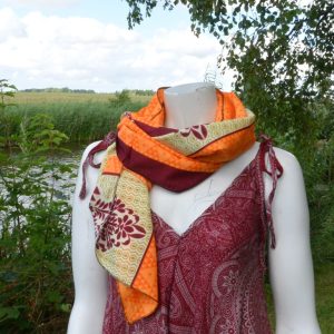 Zijden sjaal AnnaS oranje retro