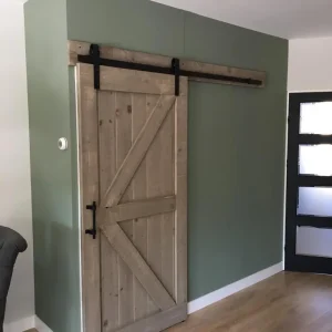 Barndeur vergrijsd Steigerhout incl. 2 M Railset.