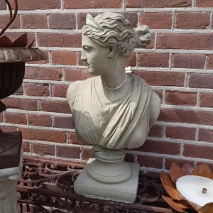 Borstbeeld Stephanie