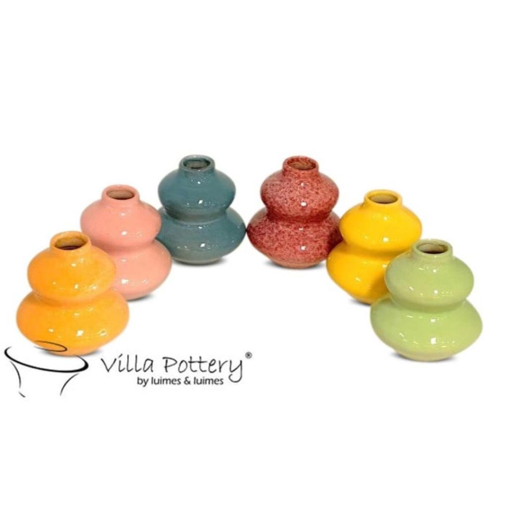 Vaas Pippa 4_1 Roze – Keramieken mini vaasje met speelse vorm