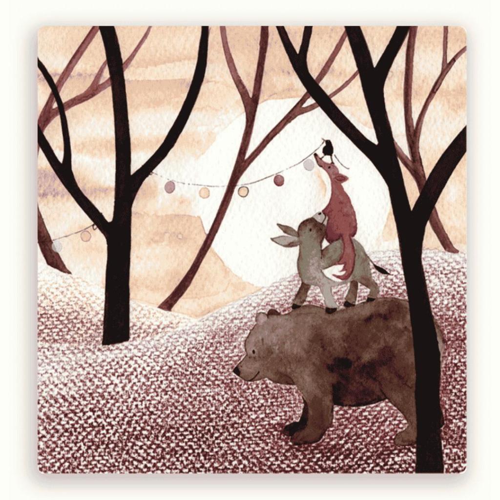 ZintenZ vierkante postkaart – Bosdieren hangen lichtjes op (13,5 x 13,5 cm)